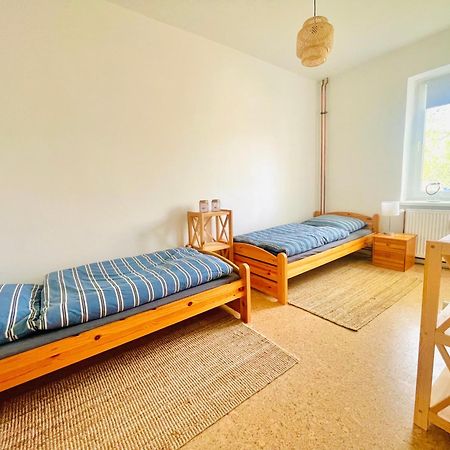 "Mts-Haus Zettemin" - 2 Familienfreundliche Ferienwohnungen In Mecklenburg Екстер'єр фото